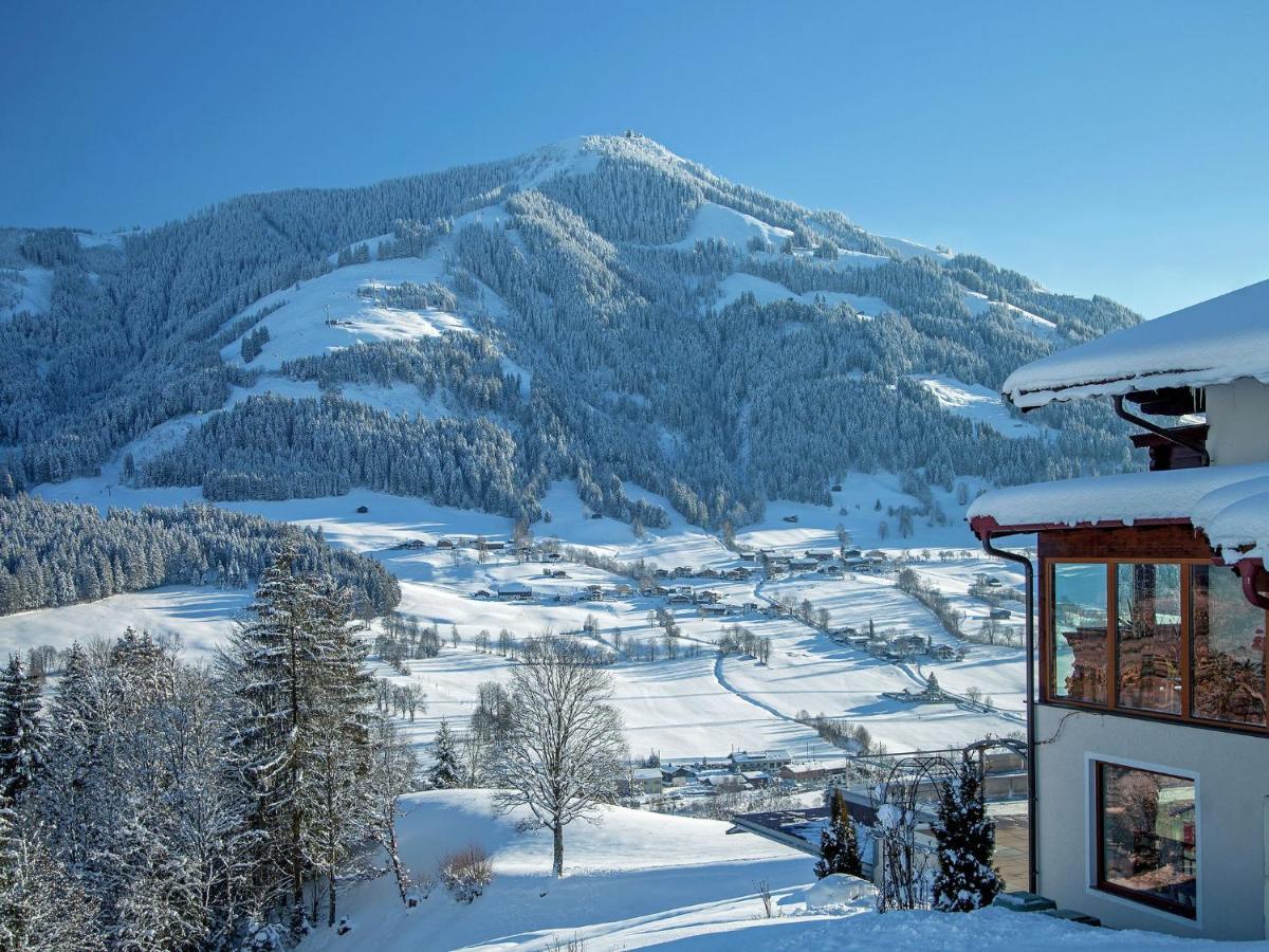 Beautiful Apartment In Brixen In The Thale Бриксен-им-Тале Экстерьер фото